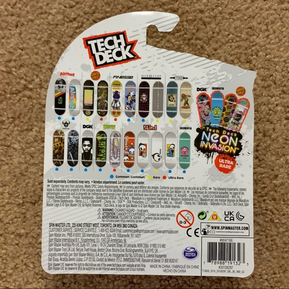 Tech Deck Toys Tech Deck Fingerboard Skateboard Darkstar Series